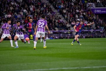 El líder remonta ante el colista