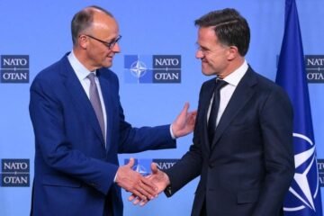 Merz defiende más controles de fronteras en su primer viaje a Bruselas