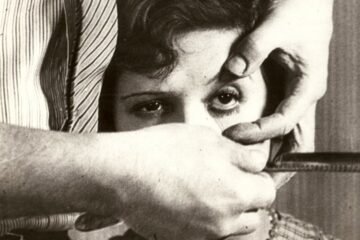 Una de las imágenes más imborrables de la historia del cine evoca el seccionamiento de un ojo en un laboratorio de Cajal