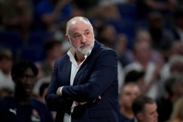 El Baskonia destituye a Pablo Laso tras un año en el banquillo azulgrana