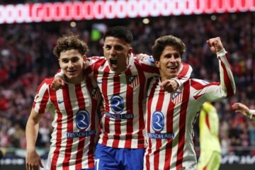 Baena, zapa y un rodillo para que el Atlético se imponga al Sevilla
