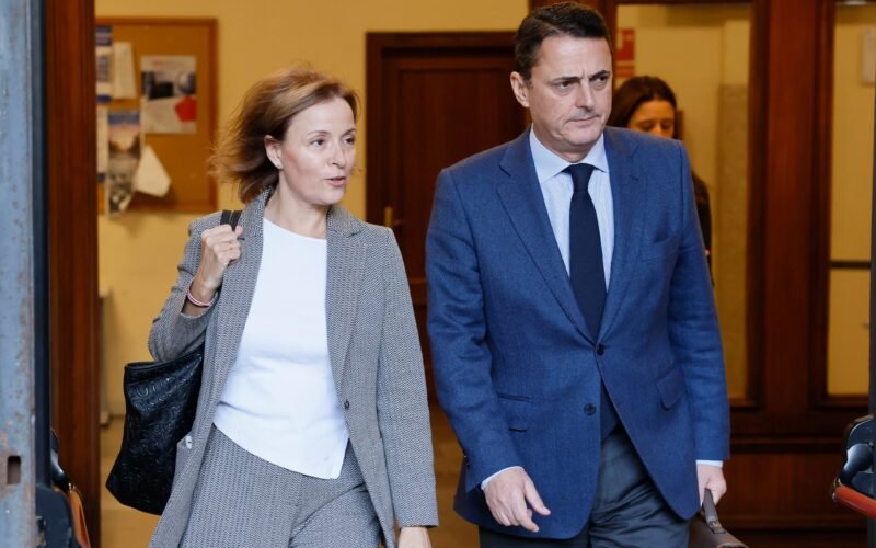 Un tercer juzgado investiga los contratos de emergencia sanitarios del Gobierno andaluz