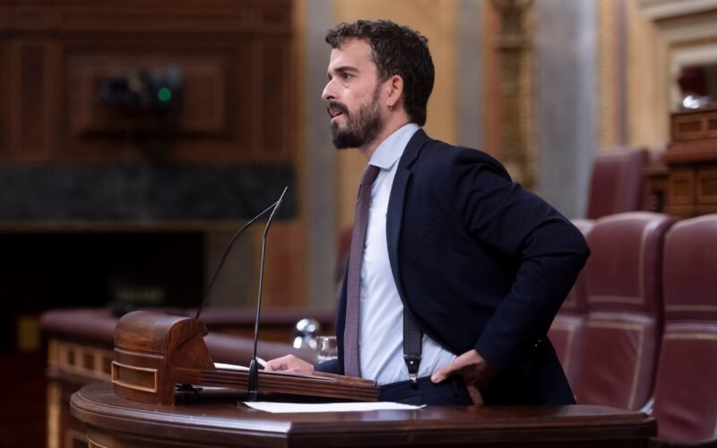 Vox consigue abrir una brecha en el electorado socialista