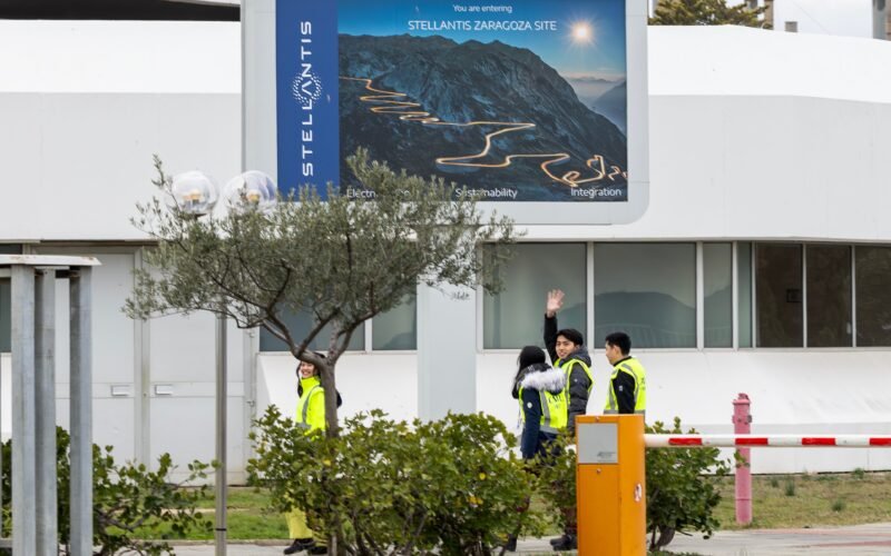 El Aragón que fue tierra de General Motors aguarda ahora en tensión el gran desembarco chino