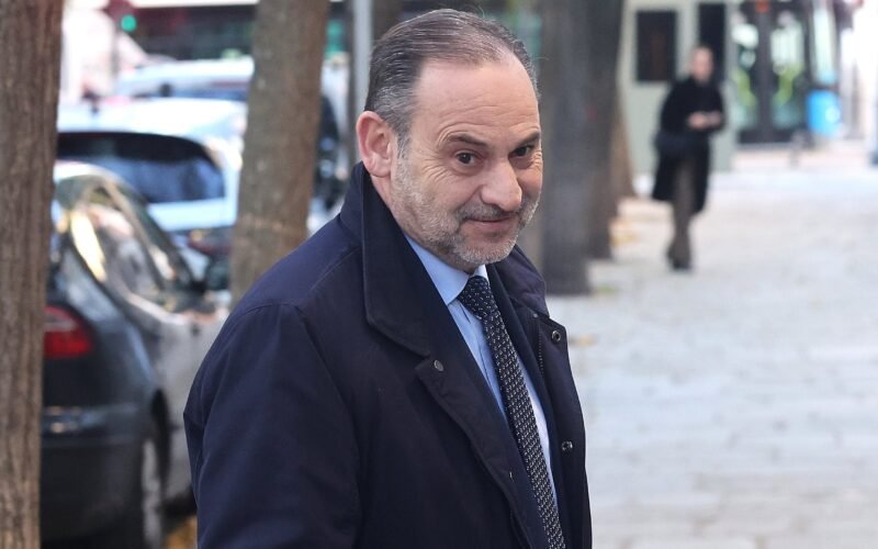 El Supremo revisa la decisión de enviar a Ábalos y Koldo García a prisión por riesgo “extremo” de fuga