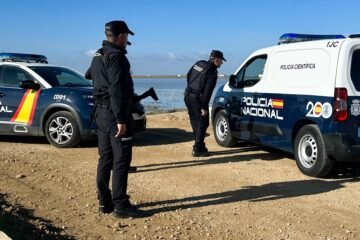 Detenidos los presuntos autores del tiroteo con armas de guerra en Isla Mayor en el que un agente antidroga quedó herido grave