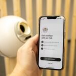 World paraliza de nuevo su actividad de escaneado de iris en España tras una advertencia de Protección de Datos
