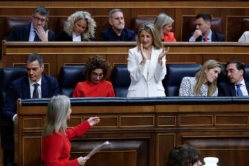 La izquierda de la izquierda se agita para resetearse de nuevo