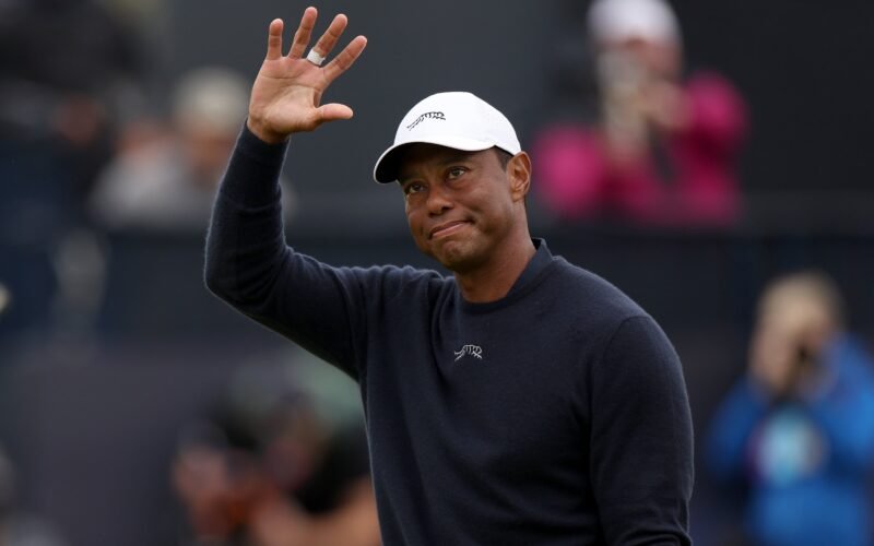 Tiger Woods, detenido por conducir borracho tras su implicación en un accidente de tráfico en Florida
