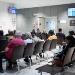 España restaura el acceso universal a la sanidad pública y gratuita, incluidas las personas en situación irregular