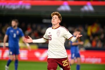 Víctor Muñoz, el futbolista que creció después del ruido, busca su escaparate en el Mundial