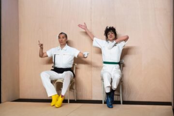 ‘RI TE’: desacralizar lo intocable con potestad y unas risas