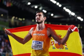 Quique Llopis consigue la medalla de plata en 60 metros vallas en el Mundial de atletismo