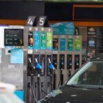 Funcas calcula que la rebaja fiscal a los carburantes ahorrará 90 euros de media a los hogares