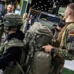 Alemania rectifica y los hombres en edad de reclutamiento podrán salir del país sin permiso militar