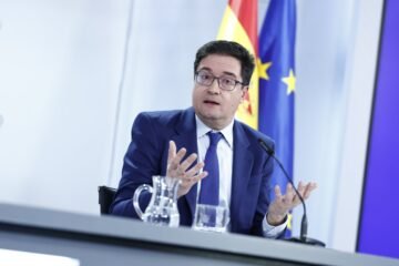 El Gobierno fija descuentos del 25% en internet para 800.000 hogares vulnerables