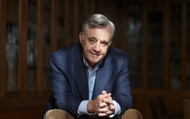 Rafael Bachiller, astrónomo: “Así imagino a los extraterrestres: como pequeños microbios”