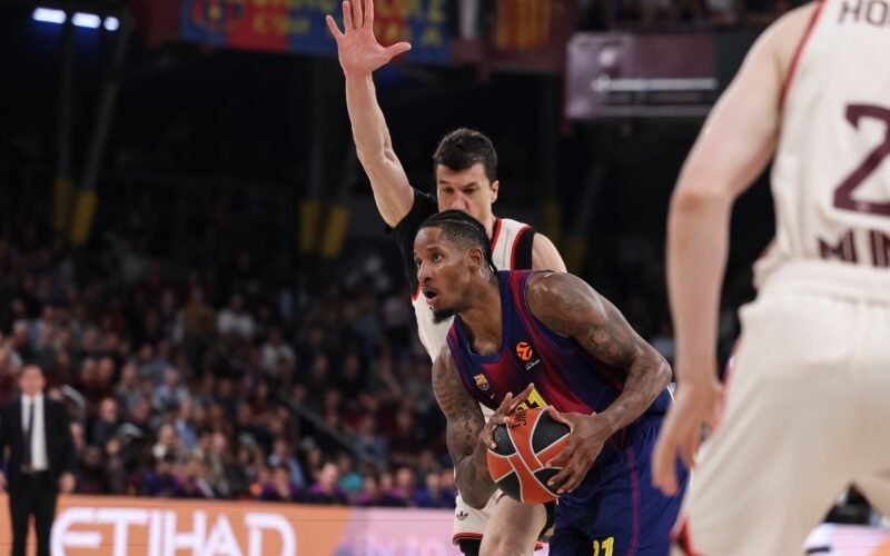 El Barça vence al Estrella Roja y se cita con el Mónaco