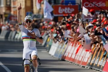 Pogacar impone su ley ante Seixas y conquista su cuarta Lieja