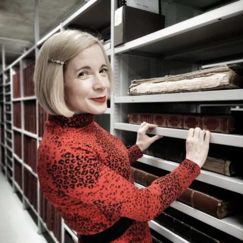 Lucy Worsley, historiadora: “Al Reino Unido le ha ido siempre mejor con reinas que con reyes”