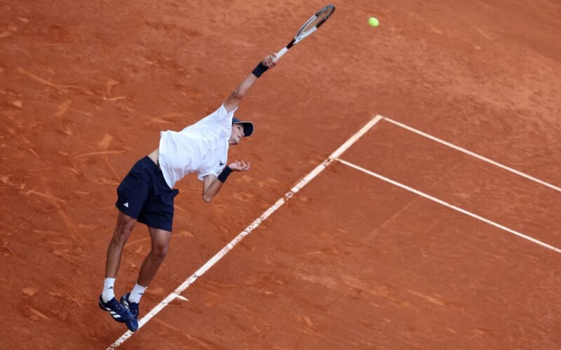 Jódar vence a De Miñaur y avanza en Madrid