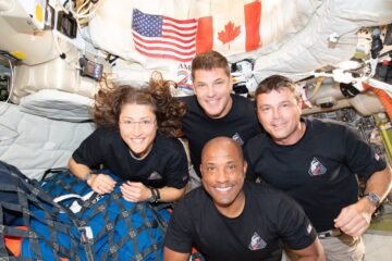 La paradoja espacial de Trump: saca pecho de la misión a la Luna mientras exige brutales recortes a la NASA