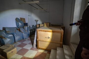 Las Bellas Artes de Cádiz languidecen entre puntales de obras