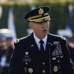 Washington destituye al jefe del Estado Mayor del Ejército