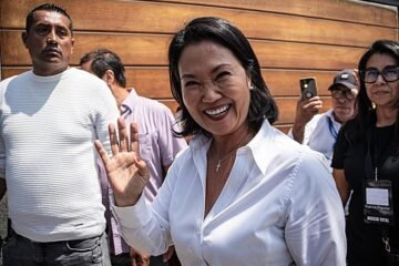 Perú extiende la jornada electoral un día más por falta de papeletas para votar en más de 180 mesas