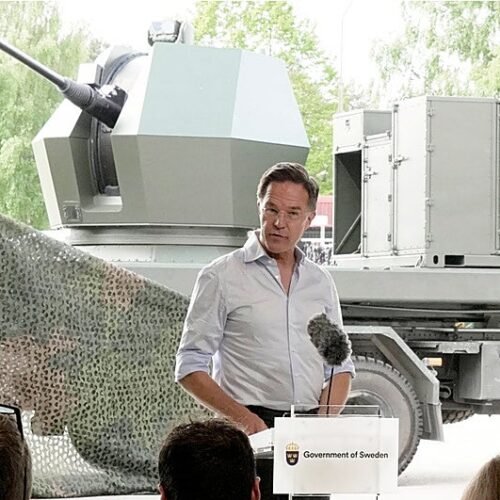 Rutte garantiza la seguridad de la OTAN tras el dron derribado en Estonia