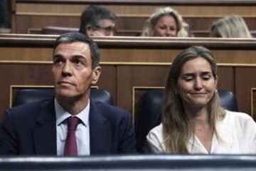 El Gobierno señala que el auto tiene indicios pero no pruebas contra Zapatero y opta por la cautela