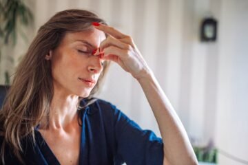 La migraña en mujeres, una enfermedad infravalorada