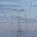 El desastre eléctrico no lo arregla otro impuesto