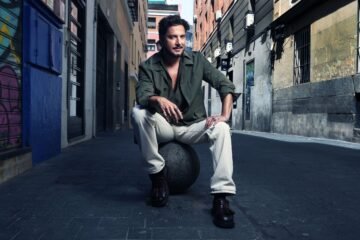 Manuel Carrasco se sincera sobre la ansiedad y la fama: “Siento que voy con la lengua fuera. Me canso de mí mismo”