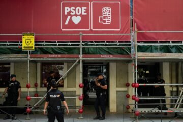 ¿Por qué el juez envió a la UCO a la sede del PSOE? ¿Qué investiga? Preguntas y respuestas sobre el caso