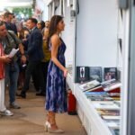 La Feria del Libro de Madrid arranca con el tradicional paseo de la reina Letizia