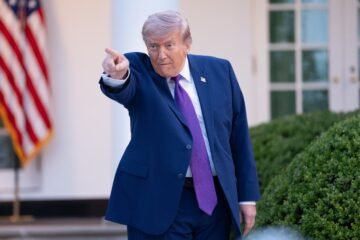 Trump propone suspender el impuesto sobre la gasolina para evitar una crisis política por los carburantes