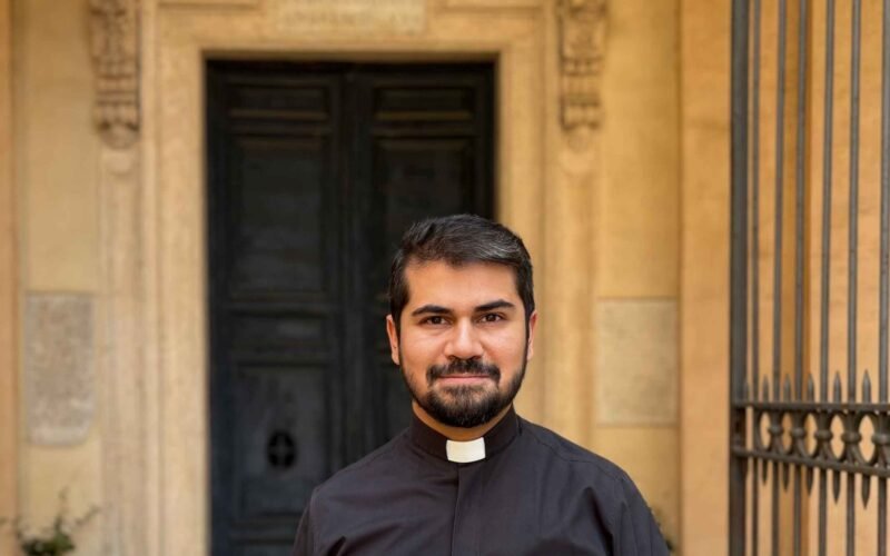 RENIEL ALÍ RAMÍREZ HERRERA PROPONE UNA REVISIÓN CRÍTICA DE LA VOCACIÓN CLERICAL EN SU ENSAYO ‘¿DISPENSADOR DISPENSADO? ELEMENTOS DE ESPIRITUALIDAD SACERDOTAL RENOVADA’