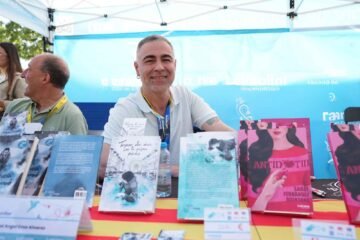 Sant Jordi celebra la literatura que conecta con la vida: Miguel Ángel Cruz Álvarez presenta sus obras “Tropezar dos veces con la misma piedra” y “Mirar hacia arriba cuando llueve”