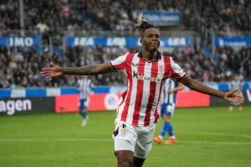 La mejor versión de Nico Williams impulsa al Athletic y deja tocado al Alavés