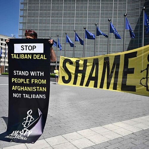 Quince países europeos se reúnen con los talibanes en Bruselas