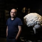 Carles Lalueza-Fox, genetista: “Todos tenemos más de un doble en algún lugar del planeta”