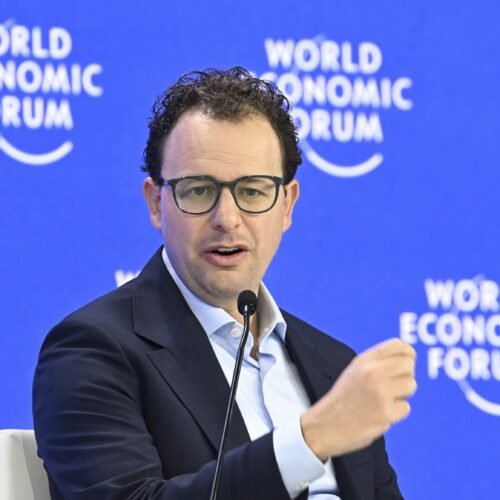 Qué puede hacer Europa si EE UU bloquea el acceso a la mejor IA: “Estamos en segunda o tercera división”