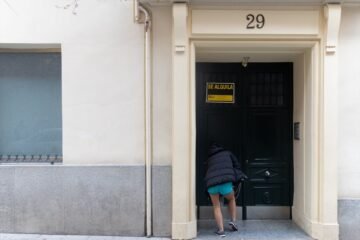 A mi casero se le ha pasado el plazo para rescindir el contrato. ¿Puede echarme ya o tiene que esperar la prórroga de tres años?