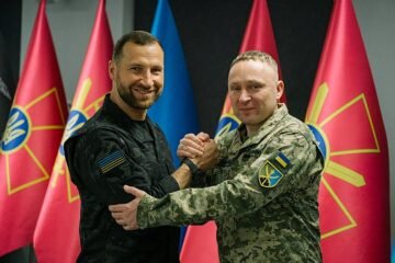 Zelenski apuesta por la reforma de su ejército con el nombramiento de Drapati