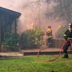 Francia pide ayuda a la UE para frenar unos incendios que obligan a evacuar a 67.000 personas
