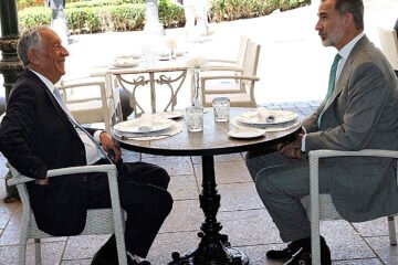 Felipe VI concede el Toisón de Oro al ex presidente portugués Marcelo Rebelo de Sousa