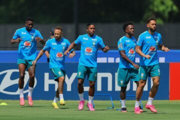 Brasil – Noruega, el partido de octavos del Mundial en directo | Ancelotti introduce a Martinelli por el lesionado Paquetá