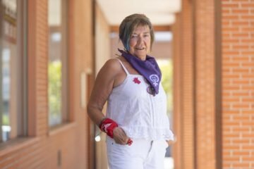 Teresa Sáez, feminista: “Aún cuesta aceptar que cualquiera pueda ser un agresor: tu vecino, tu primo o un amigo”