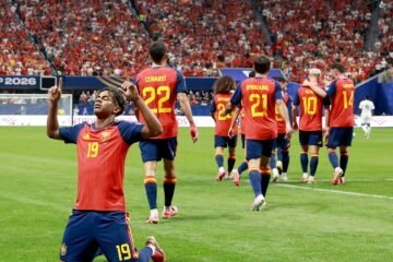 Lamine Yamal desafía a las grandes leyendas